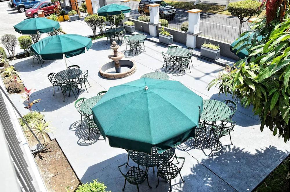 Expo Hotel Guadalajara - Zona Expo Frente Al Centro De Convenciones מראה חיצוני תמונה