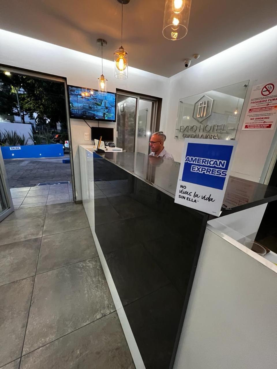 Expo Hotel Guadalajara - Zona Expo Frente Al Centro De Convenciones מראה חיצוני תמונה
