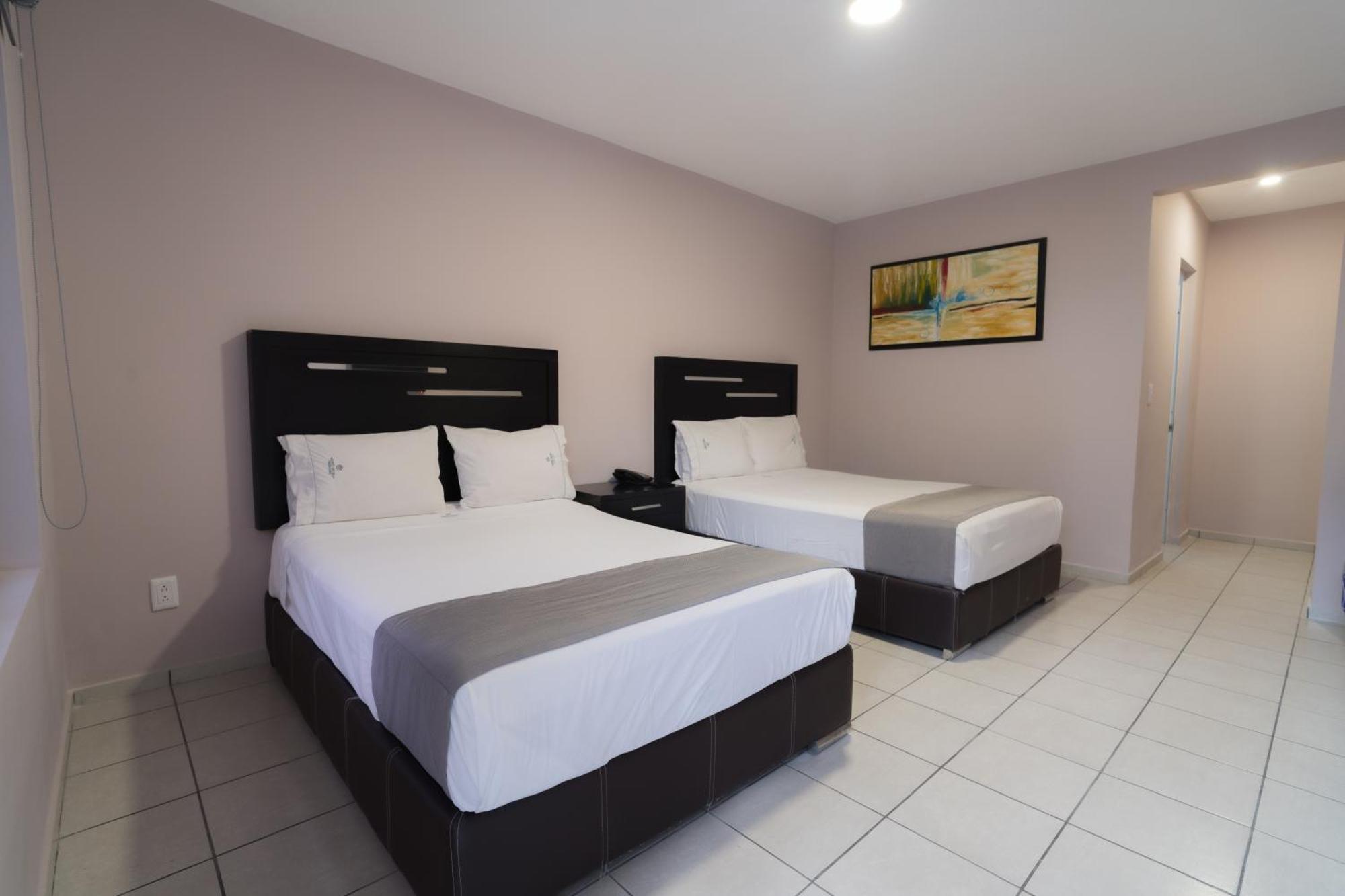 Expo Hotel Guadalajara - Zona Expo Frente Al Centro De Convenciones מראה חיצוני תמונה