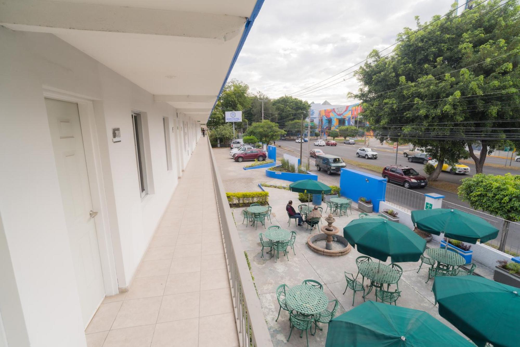 Expo Hotel Guadalajara - Zona Expo Frente Al Centro De Convenciones מראה חיצוני תמונה