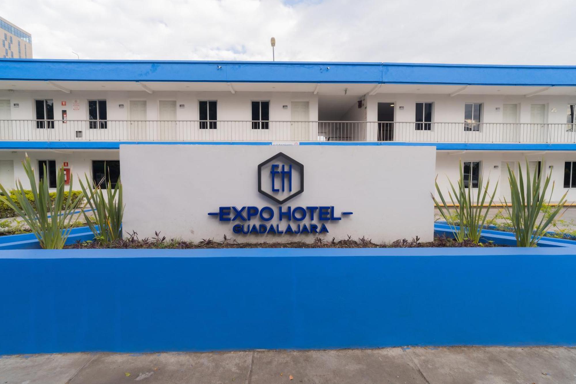 Expo Hotel Guadalajara - Zona Expo Frente Al Centro De Convenciones מראה חיצוני תמונה